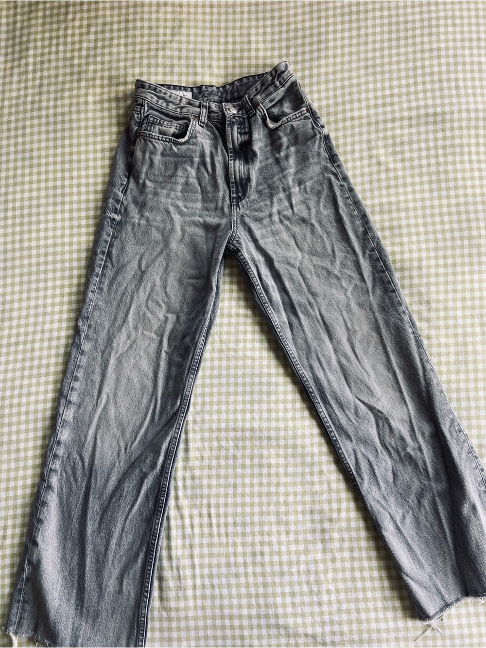 Zara High Waisted Acid Wash Grey Denim Jeans Size 6